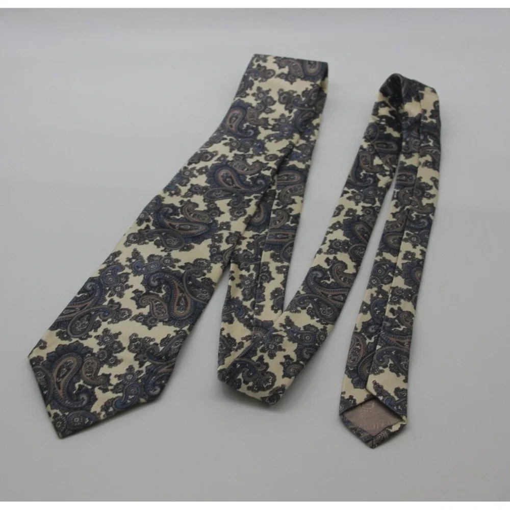 VTG Christian Dior Italy 100% Silk Tie Paisley Print Made In USA CLASSIC 57
